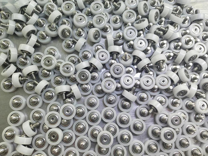 Drawer roller bearings 